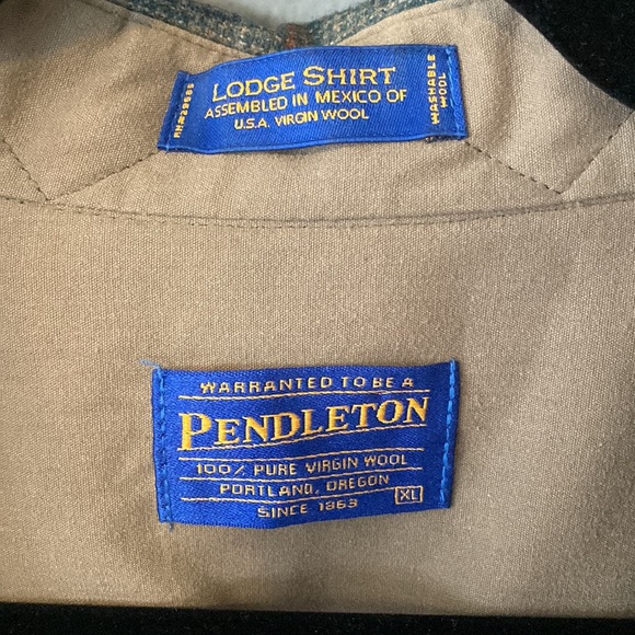 Vintage Pendleton 100% virgin wool long sleeve button up shirt - Picture 5 of 5